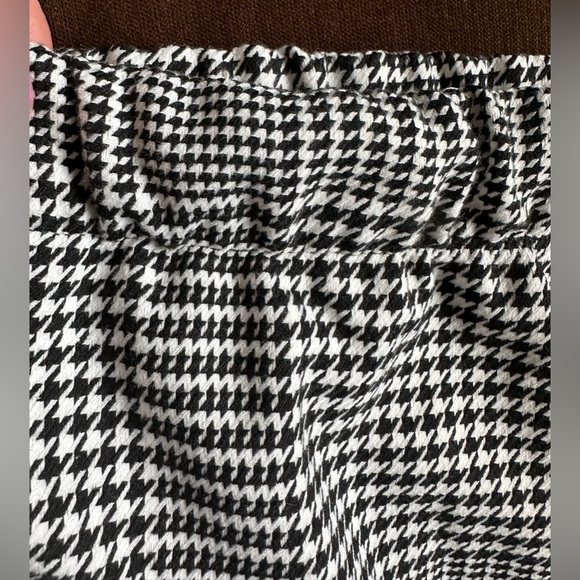 C By One Black & White Houndstooth Pattern Capri Casual Pants Sz XL  T 16. - Picture 4 of 12